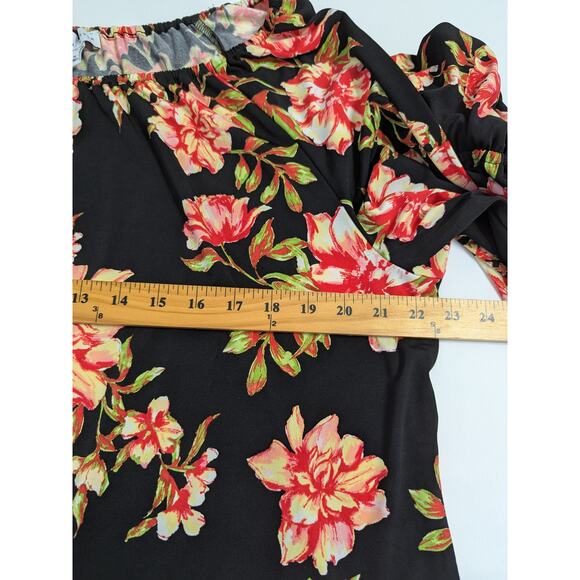 Susan Graver Black Red Floral Off The Shoulder Blouse Size XL Long Flare Sleeves - Picture 9 of 10